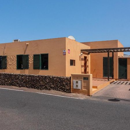 Lovely 2-Bed Villa In Corralejo Fuerteventura Экстерьер фото