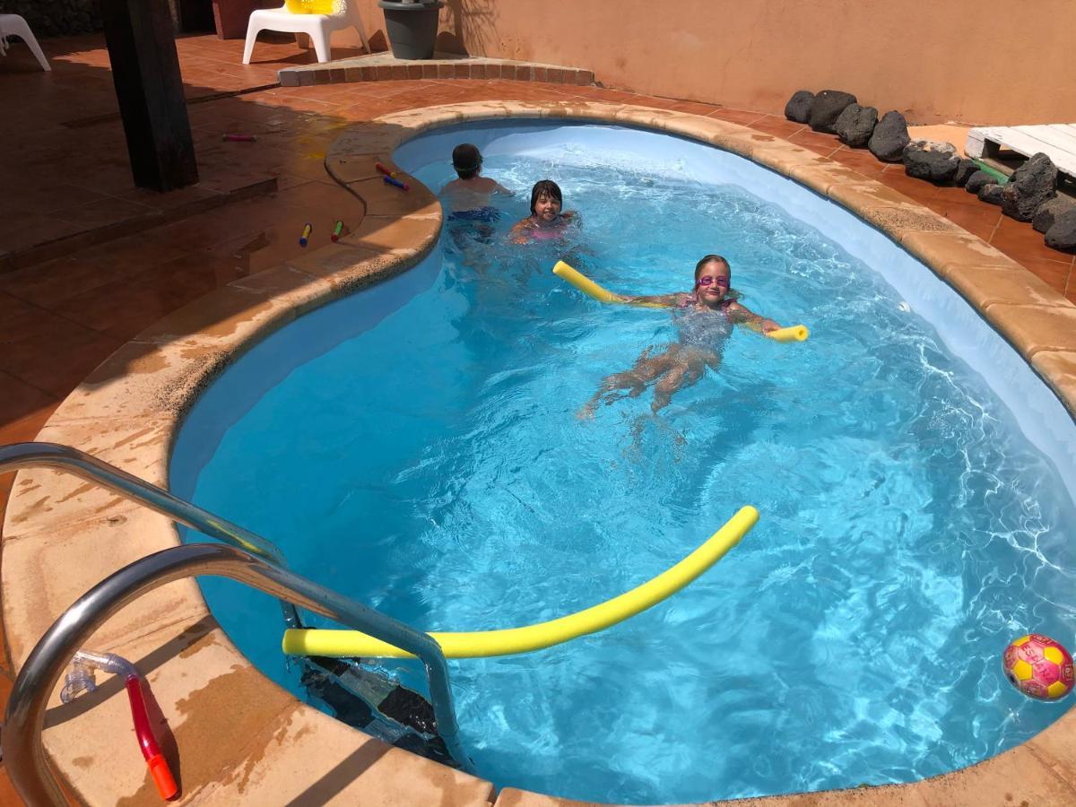 Lovely 2-Bed Villa In Corralejo Fuerteventura Экстерьер фото