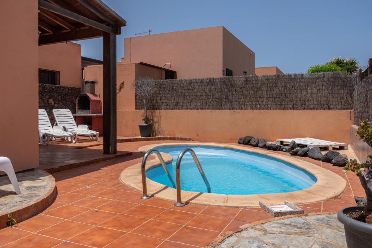 Lovely 2-Bed Villa In Corralejo Fuerteventura Экстерьер фото