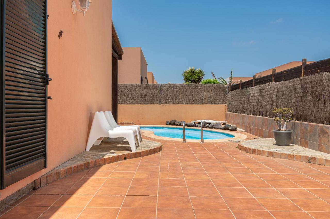 Lovely 2-Bed Villa In Corralejo Fuerteventura Экстерьер фото