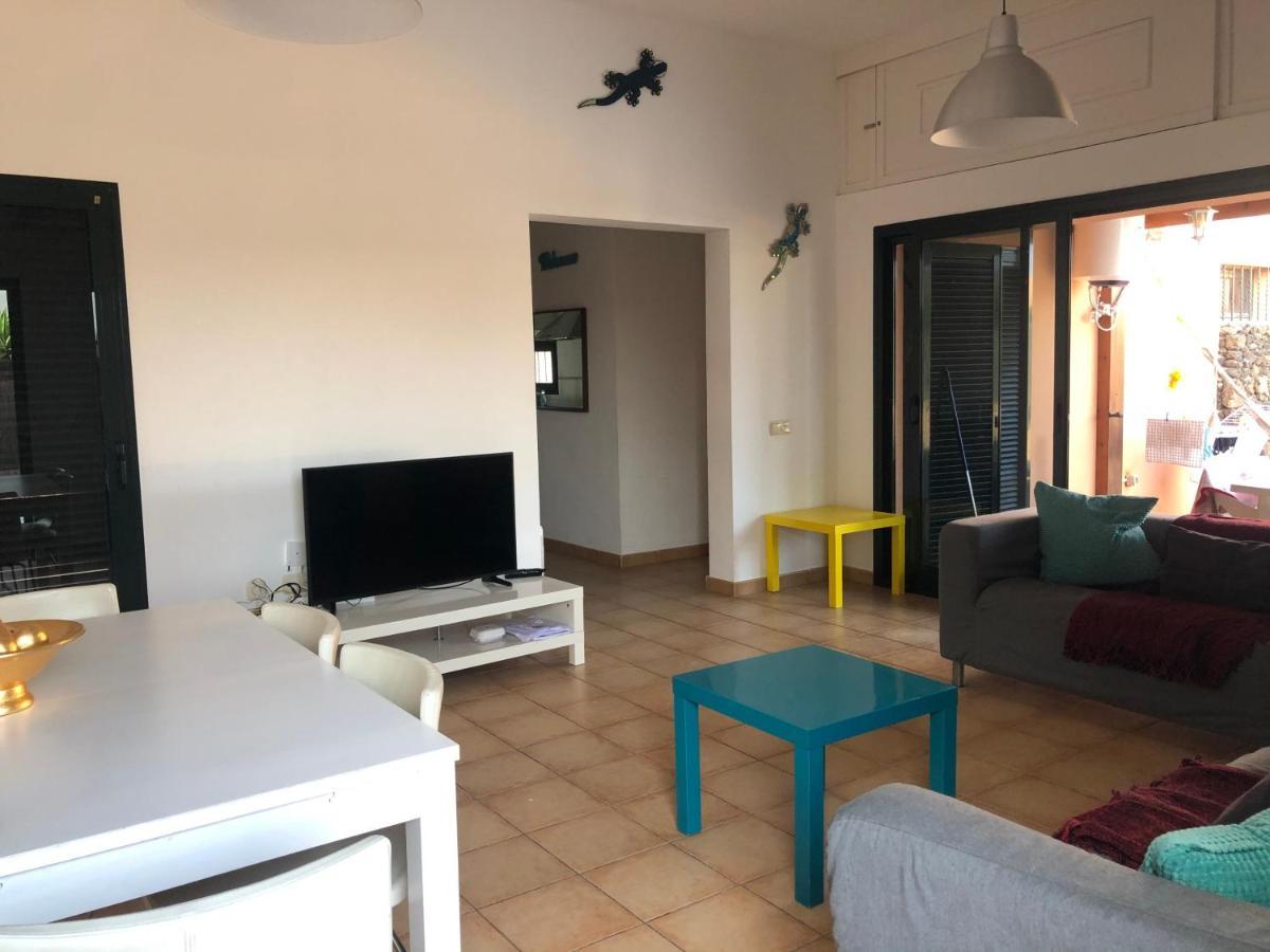 Lovely 2-Bed Villa In Corralejo Fuerteventura Экстерьер фото