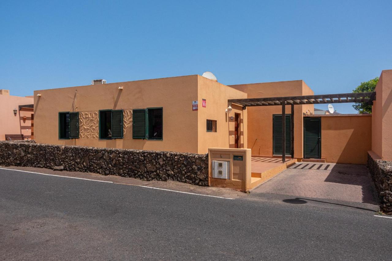 Lovely 2-Bed Villa In Corralejo Fuerteventura Экстерьер фото